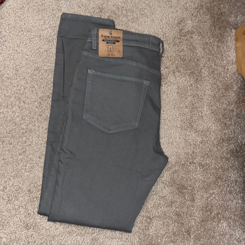 NWT Taylor Vintage 34 x 32 Mens Grey Skinny Fit Jeans